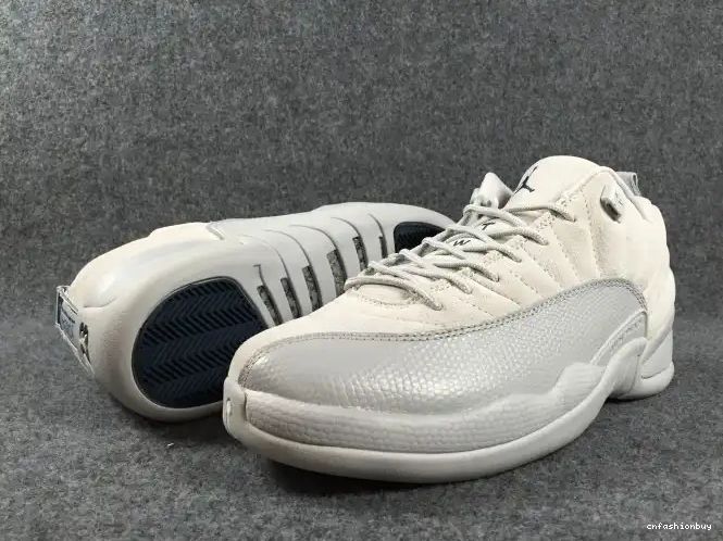 12 Air Suede Jordan Grey Low 308317-002 0612